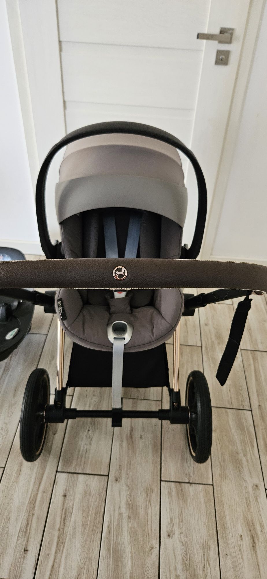 Wózek Cybex Priam 2.0 z nową spacerówką w zestawie 2w1 lub 4w1