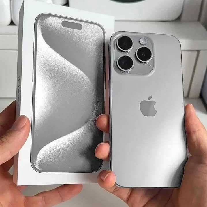 iPhone 15 Pro Max 256 GB neverlock