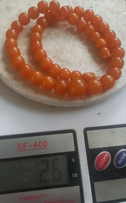 Янтарні буси Калінінград