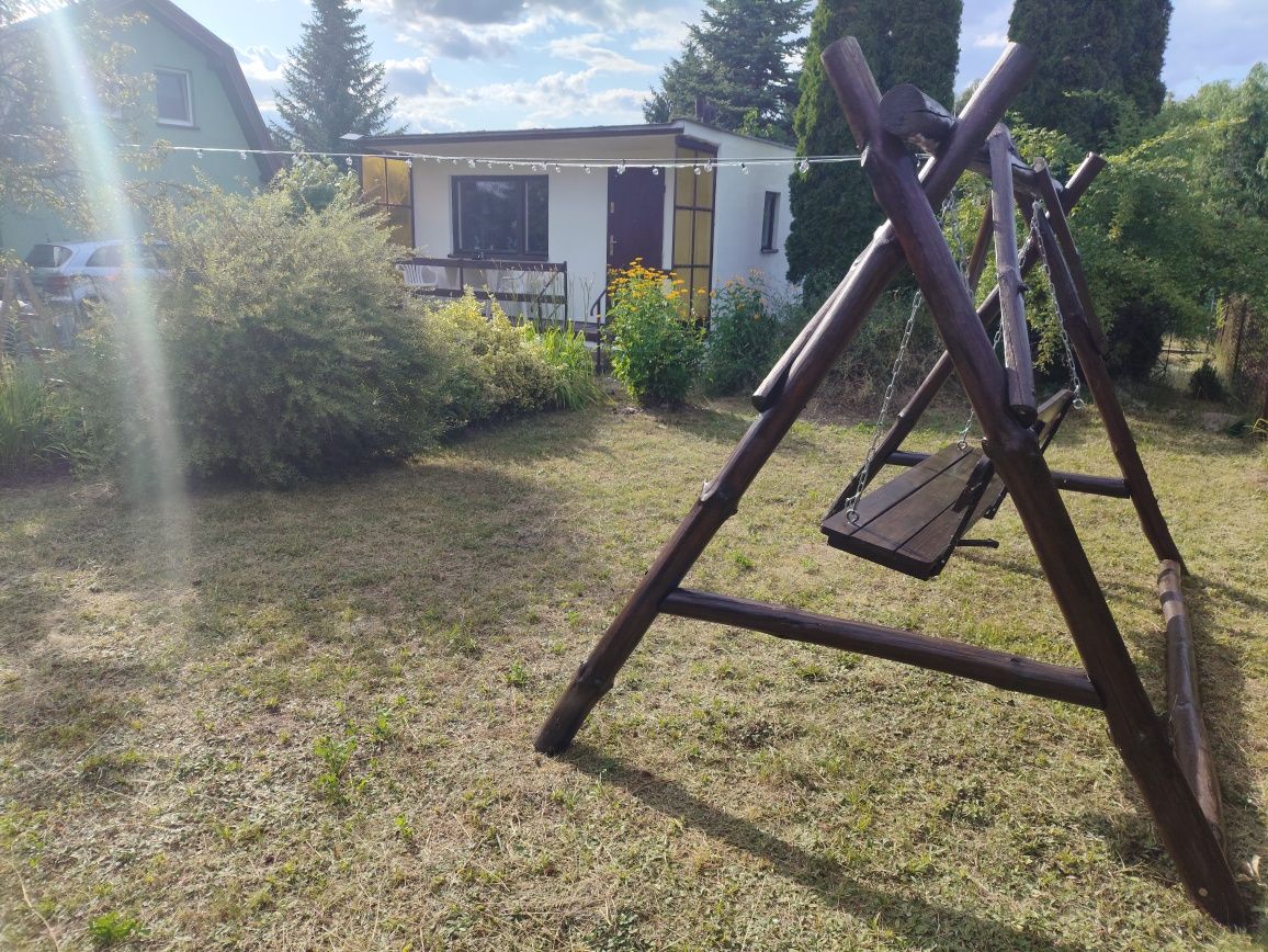 [FILM] DOMEK NAD STAWEM - Odnowiony domek 25m2 ROD - Meldunek - 400m2