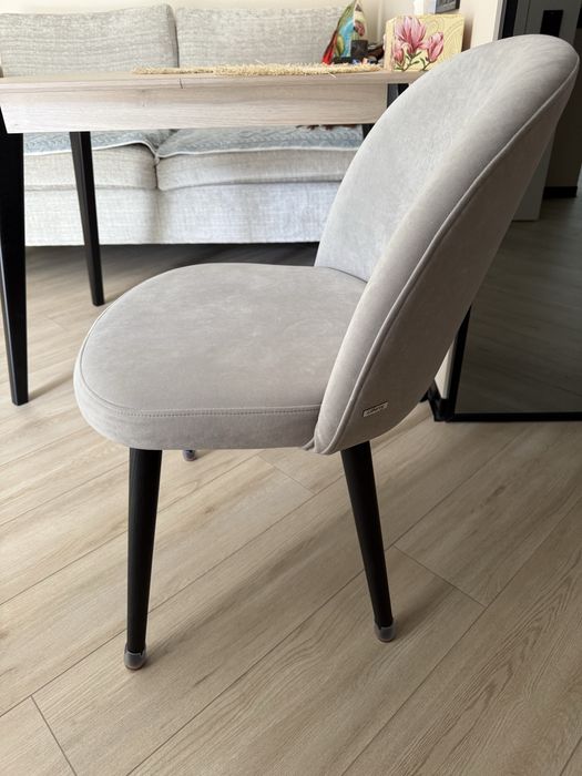 Стільці, крісла для кухні