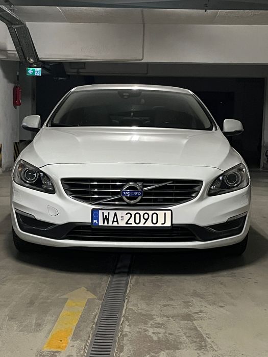 Volvo S60 AWD 2,5T PB+LPG