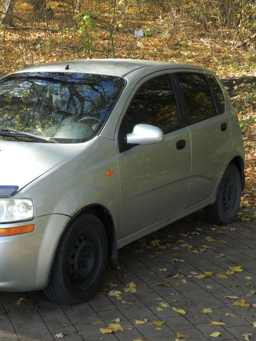 Продам Aveo 1.5 2004