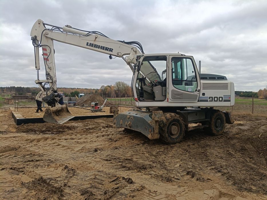 Usługi koparki kołowej