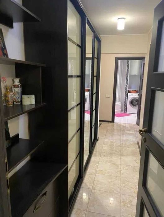 Сдается 2-х комн. квартира с капремонтом на Южном рынке, Космос