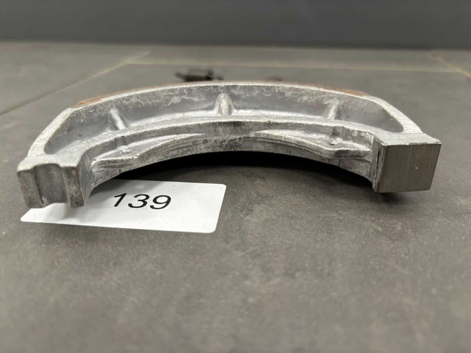 Szczęki Hamulcowe Hyosung Aquila 125 Komplet [139]