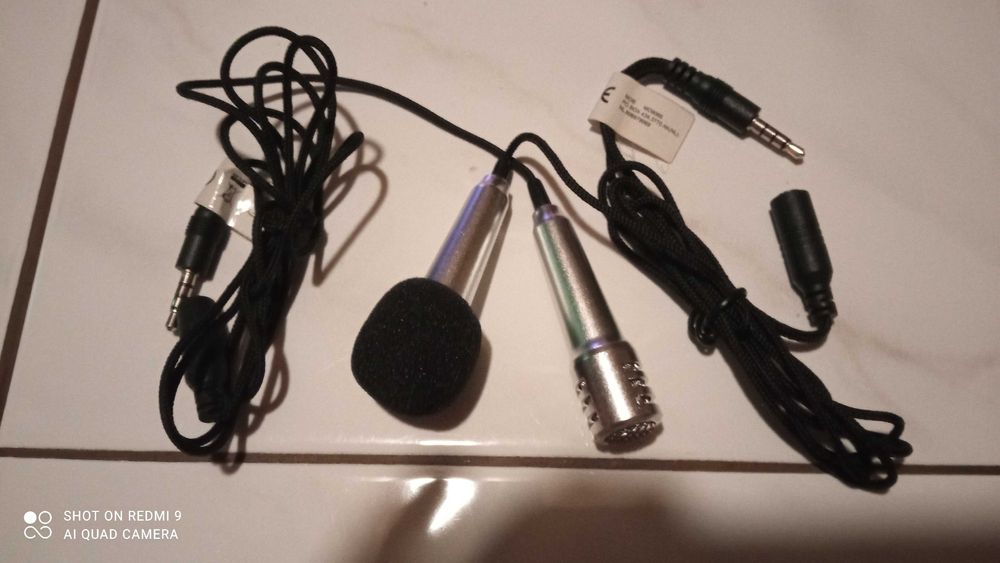 2 małe mikrofony nowe sprzedam