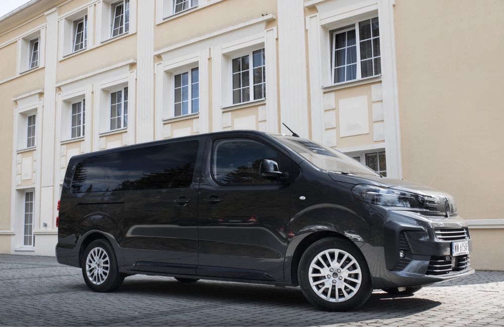 Wynajem Busòw/9 osobowy /wypożyczalnia aut osobowych/wynajem aut/