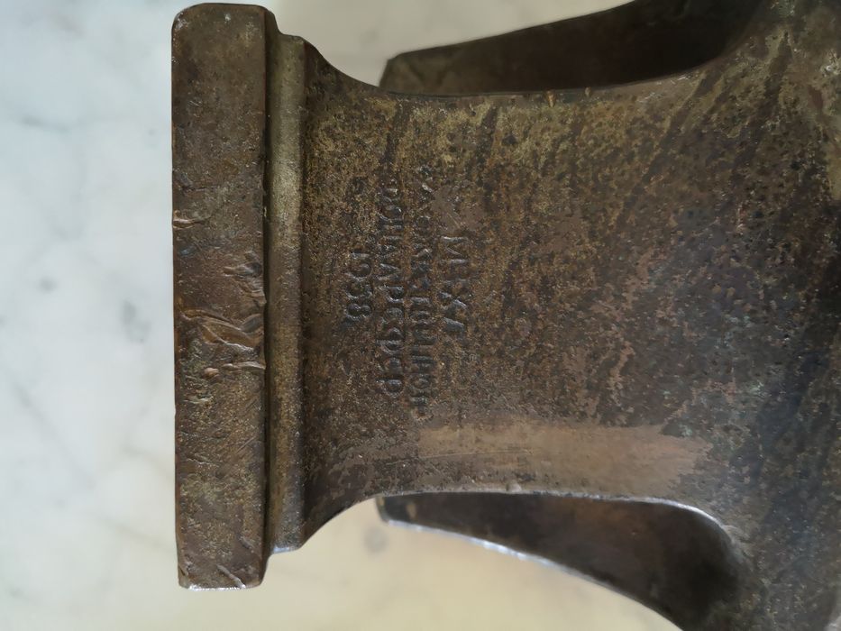 Busto em bronze Lenine assinado