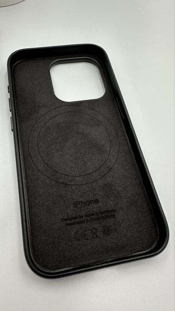 Skórzane Magsafe Etui do Iphone’a 15 Pro Black