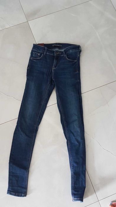 Spodnie jeansowe damskie Zara