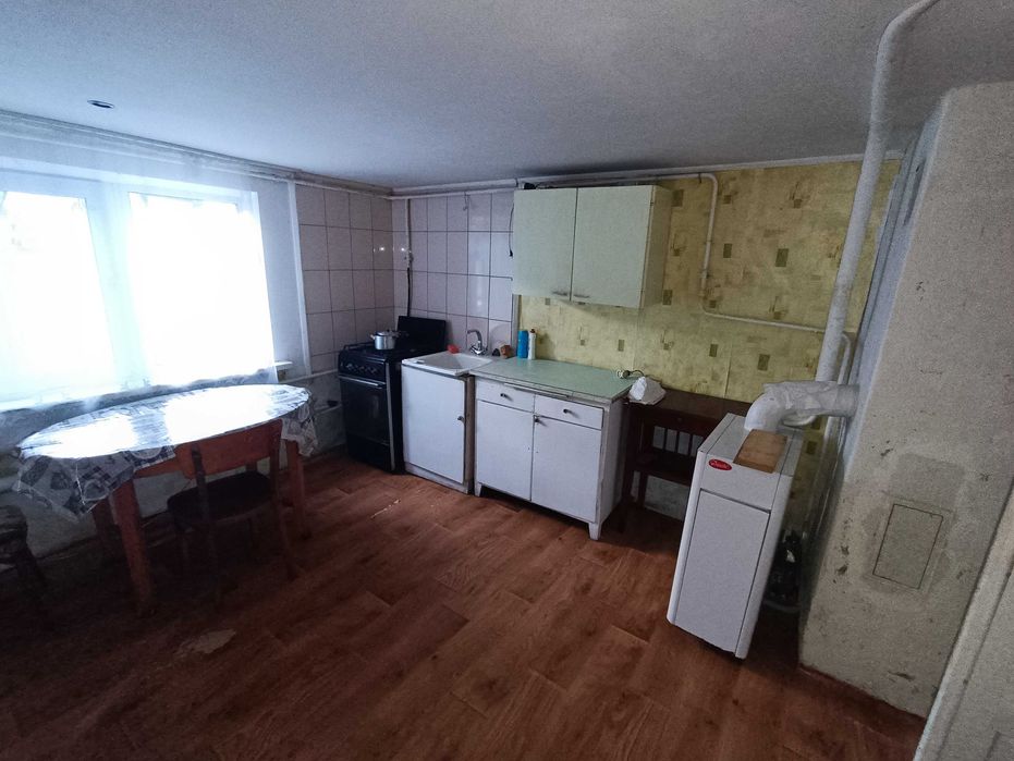 Частина будинку в районі Болдиної гори, окремий двір 6 соток. (С1)