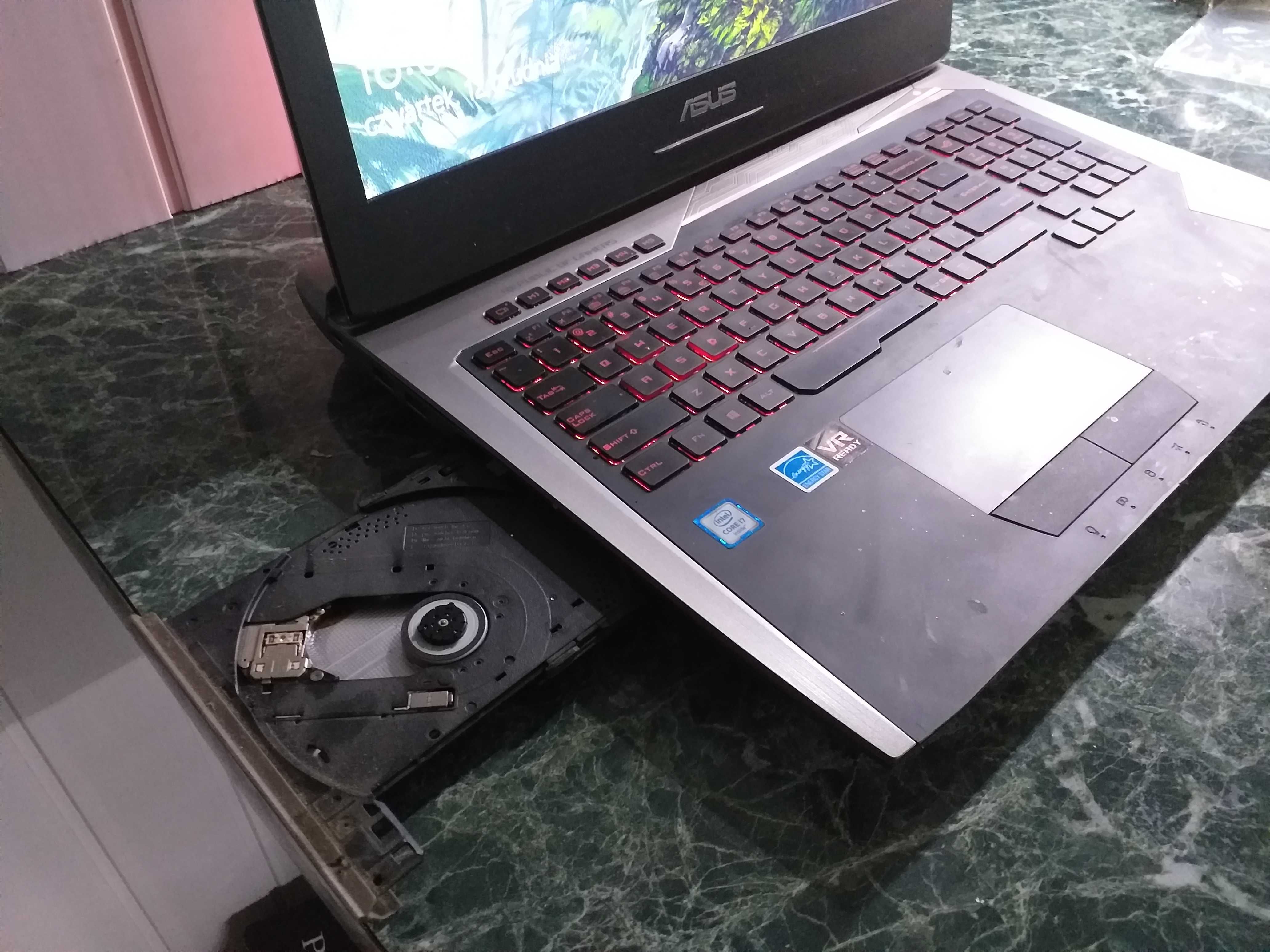 Laptop ASUS G752V