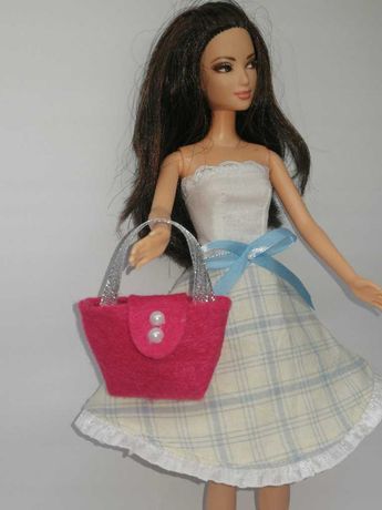 Torebka filcowa dla Barbie otwierana torebeczka MALINOWA