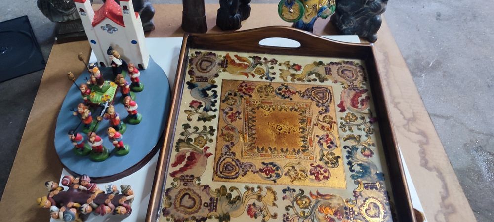 Vendo tabuleiros muito bonitos + outras coisas