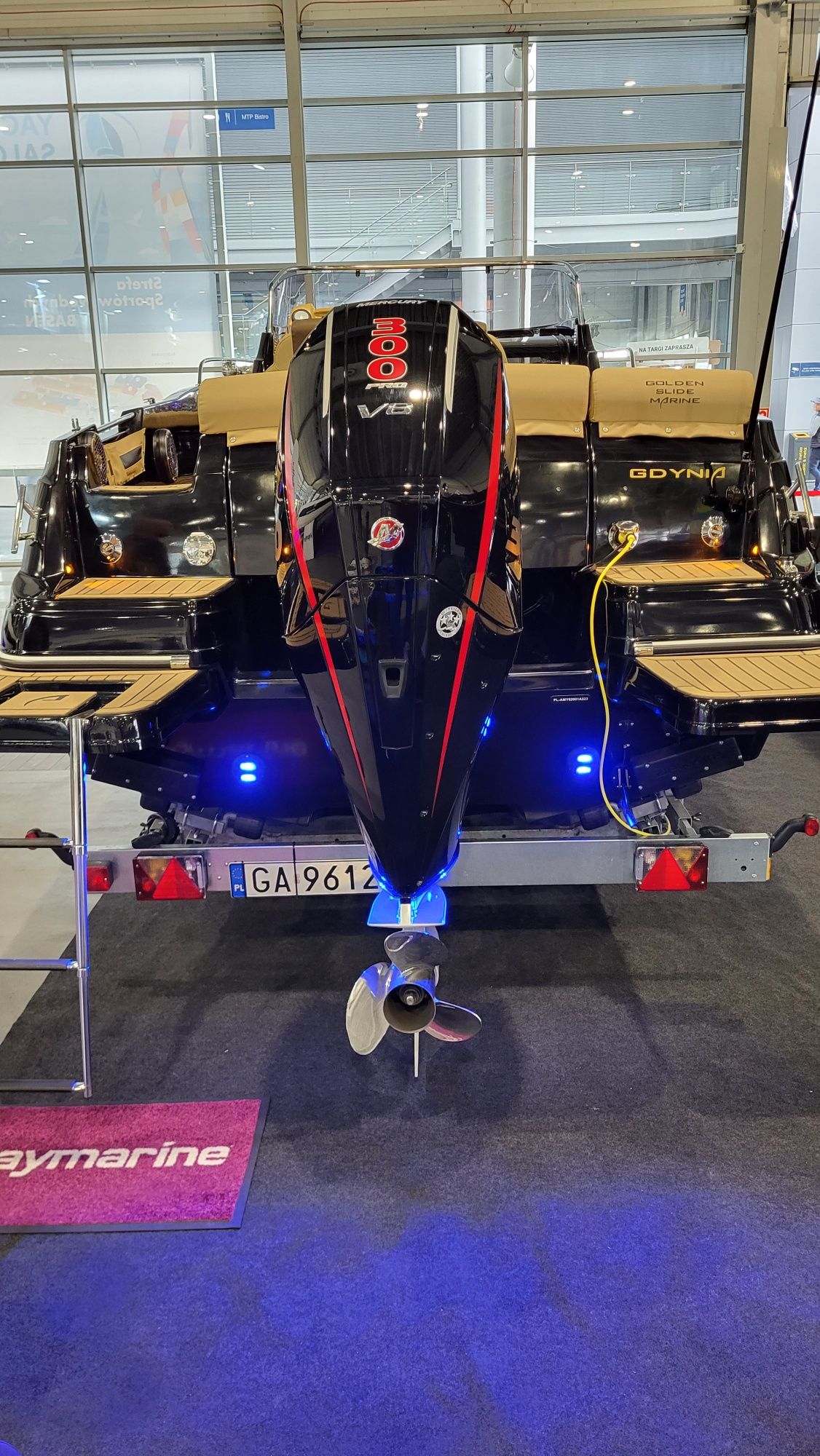 Jacht Motorowy Hybrid 626 mercury pro xs v8 300 sundeck kabina