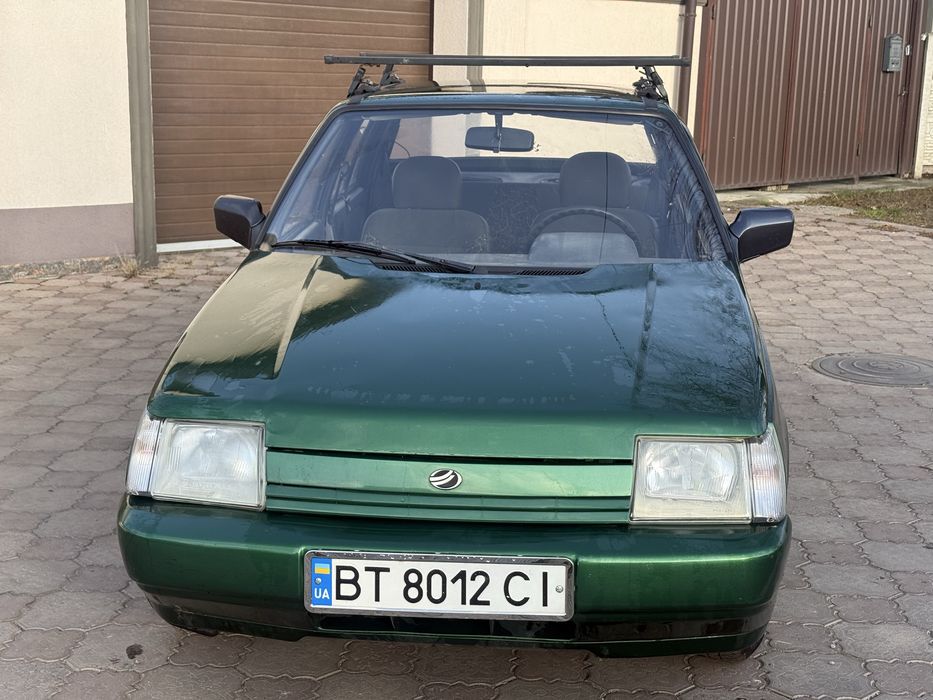 Заз Славута 2003 год. 1.2 Бензин.
