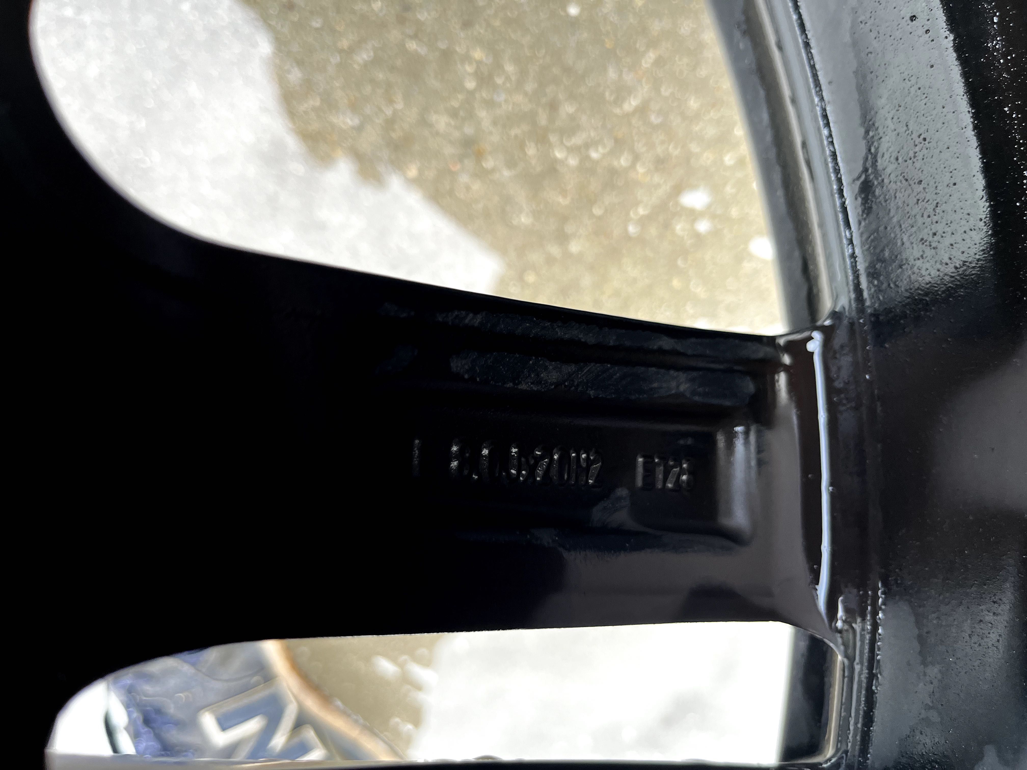 kola felgi opony audi q7 4m 20  czarne 255/50/20