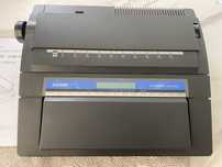 Elektroniczna maszyna do pisania CASIOWRITER CW-600