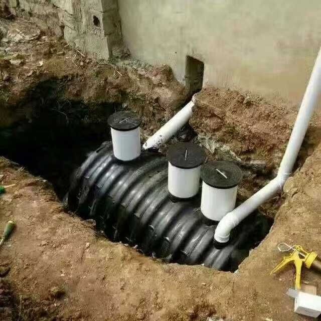 Osadnik Gnilny 1000L Zbiornik Oczyszczalni szambo 1m3 do 2 osób