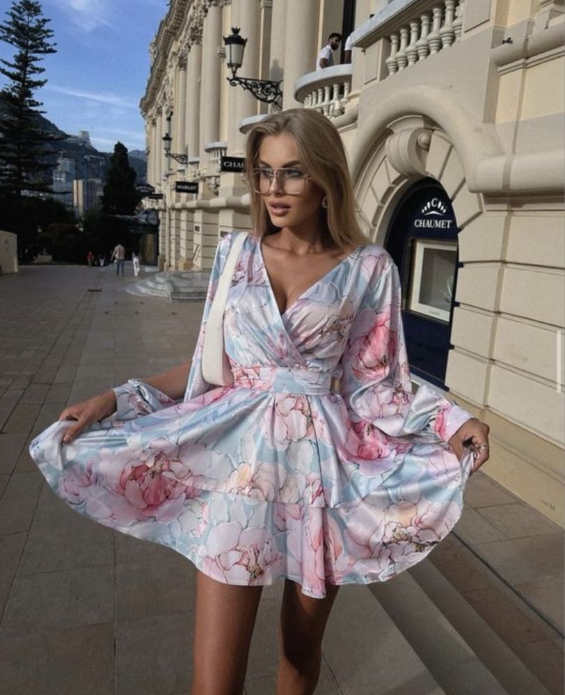 Сукні розпродаю miss diamond б/у xs/s