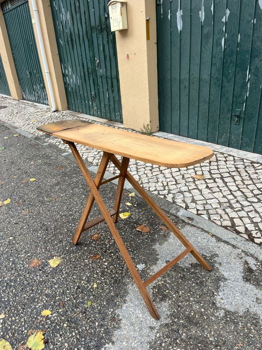 Tábua de #engomar em madeira #vintage