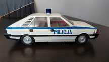 Stara zabawka Polonez Milicja CZZ 4046, PRL