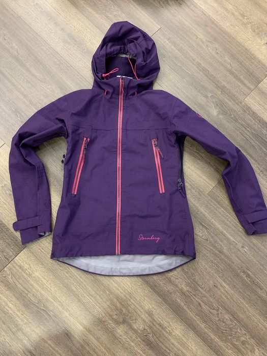 Трекінгова куртка жіноча з норвегії розмір М