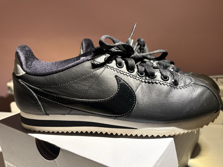 Sapatilhas RARAS Nike Cortez Leather Triple Black (GS)