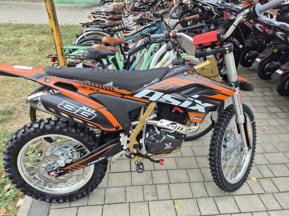 Cross ASIX XB-88 300 ccm Enduro  Koła 21/18" Moc  22 KM Ostatnie 2 szt
