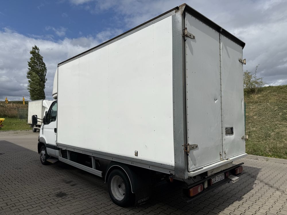 Renault Mascott 120