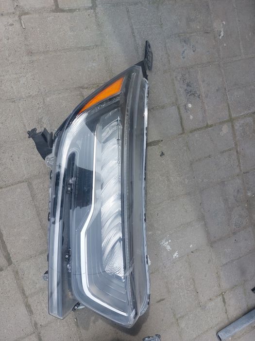 Продам фари на HONDA CRV 22r FUI LED