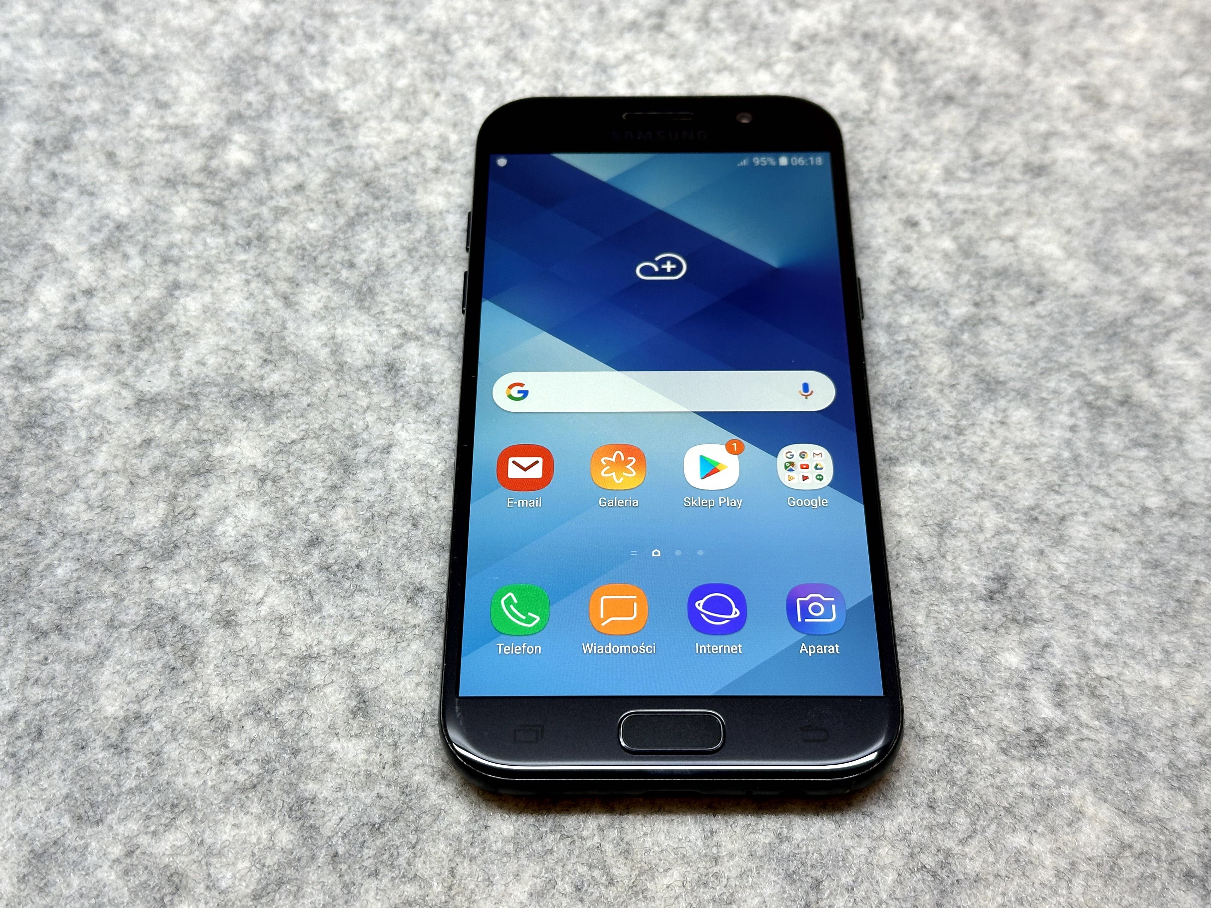 zadbany oryginalny smasung galaxy a5 3gb /32gb  black