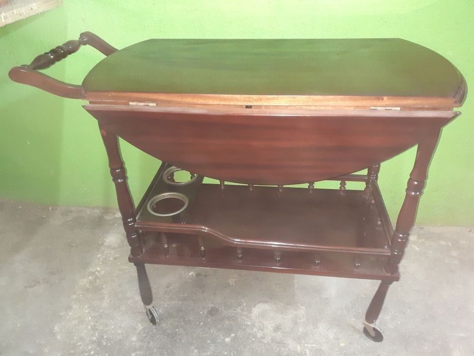 Carrinho bar  em bom estado