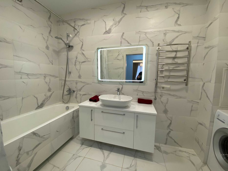 Оболонь Сдам Шикарну 2х кімнатну вул Героїв Полку Азов 8