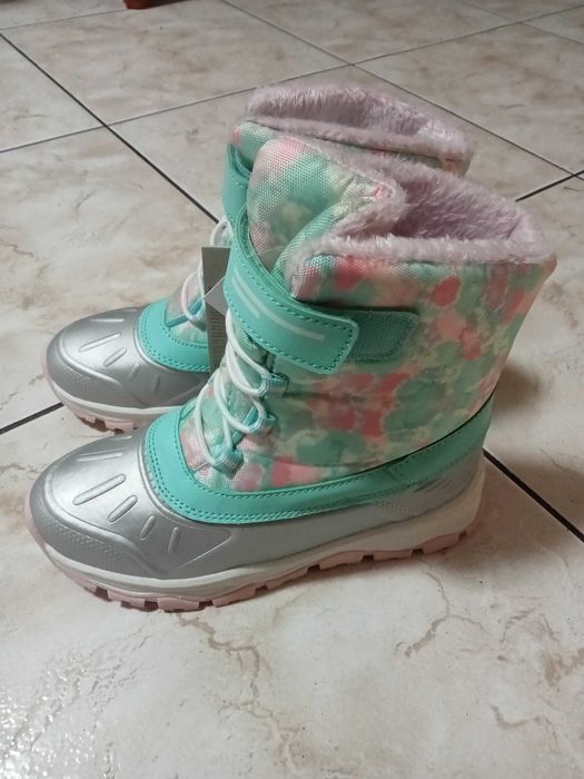 Buty zimowe  dziewczęce śniegowce nowe z metką rozm. 33