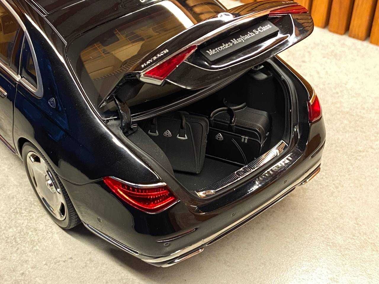 Mercedes Maybach S680 (X223) 2021 Модель авто 1:18 Almost Real