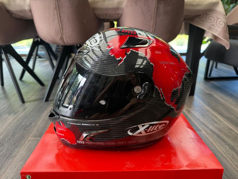 Kask motocyklowy carbo x lite model limitowany