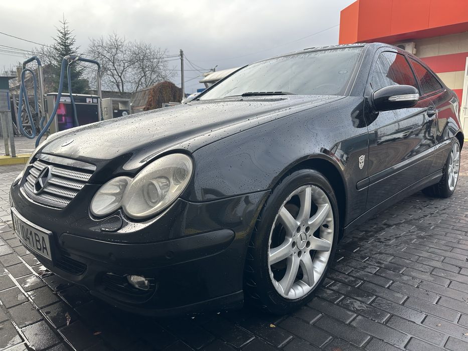 Mercedes Benz c 200 sport coupe (clk)