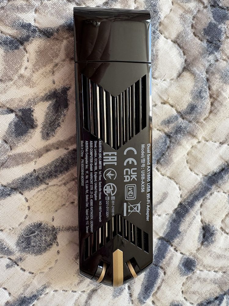 ASUS USB-AX56 (1800Mb/s a/b/g/n/ac/ax)
