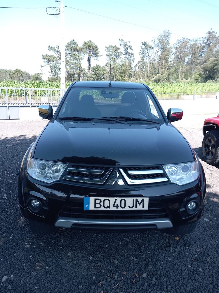 Mitsubishi strackar L200