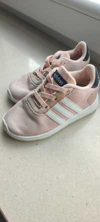 Buciki Adidas Lite Racer leciutkie