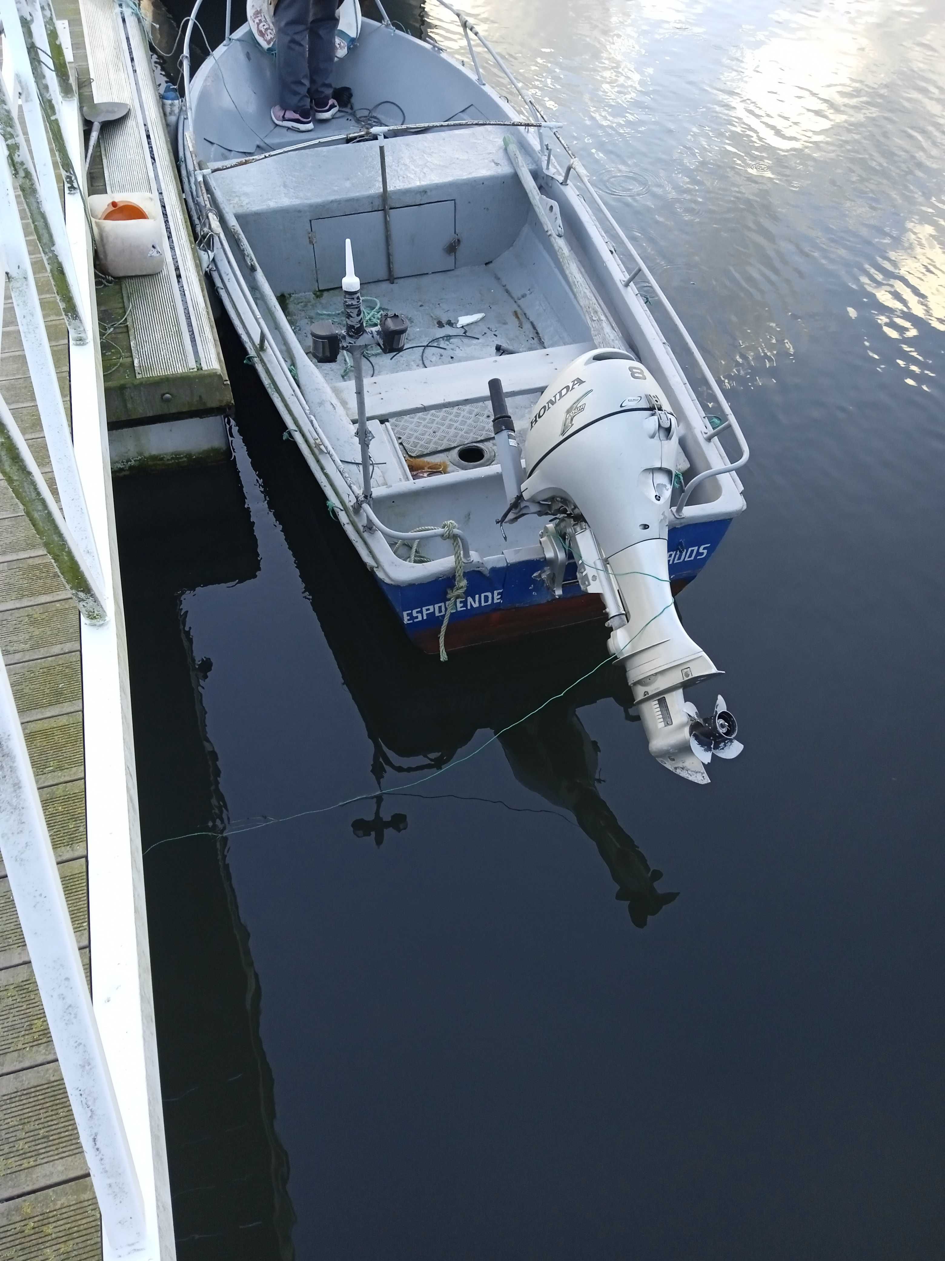 Barco em ótimo estado