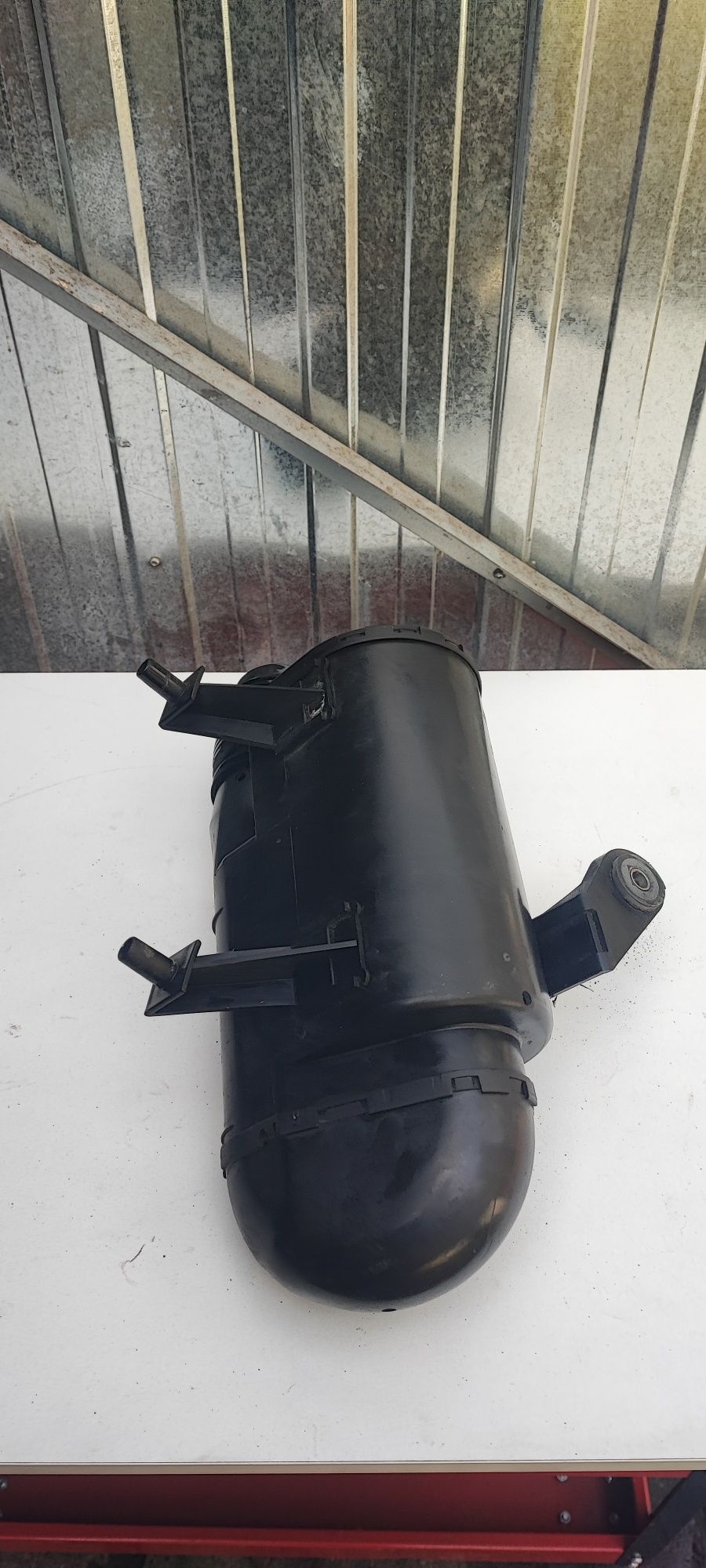Mikser Dolot Powietrza Audi 80 B4 2.0. ABT