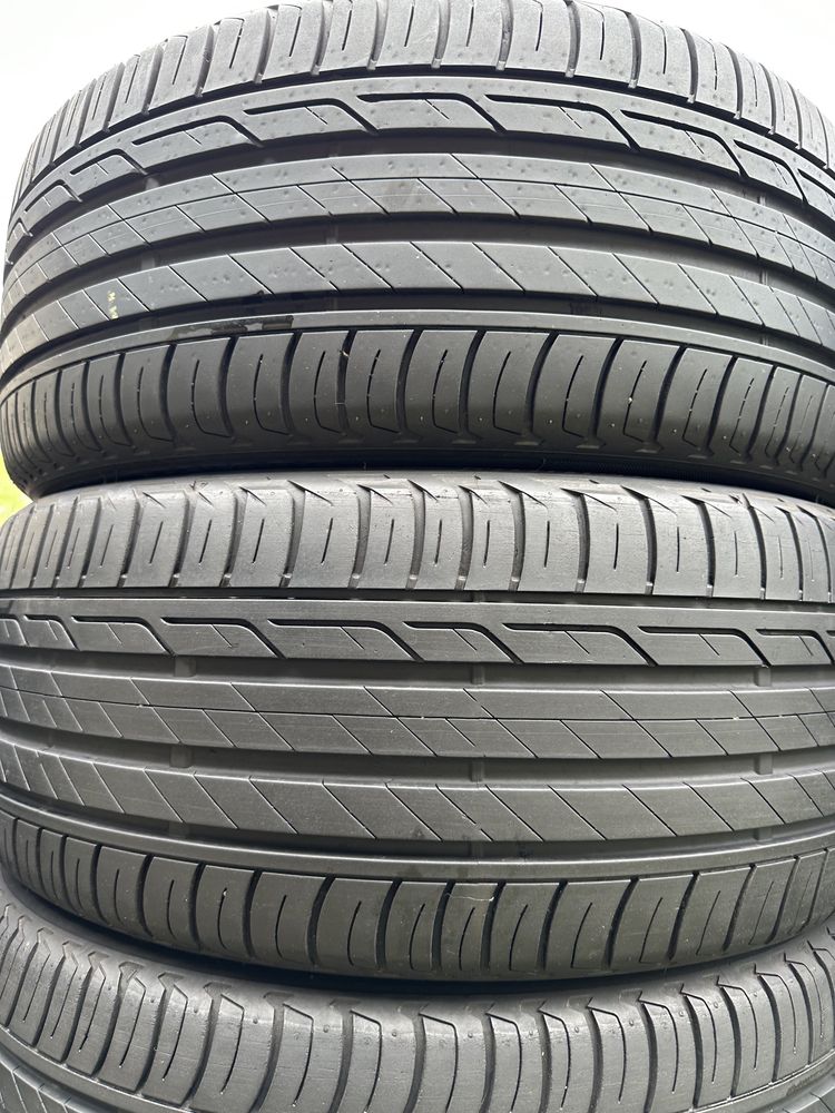 225/45/17 Bridgestone Turanza T001