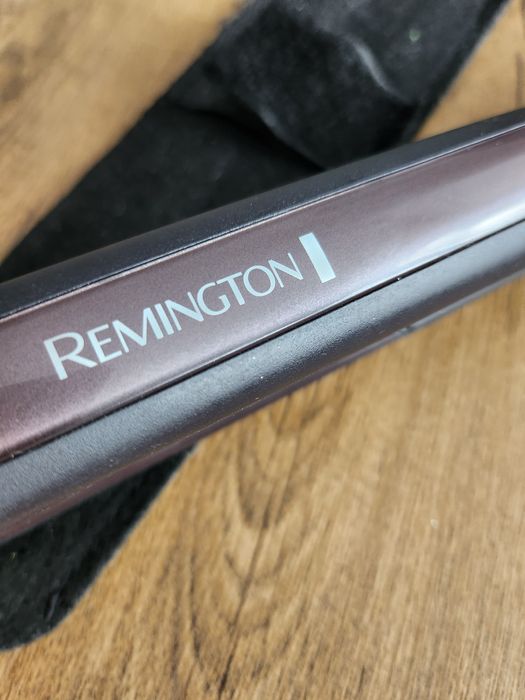 Sprzedam prostownicę Remington S6505