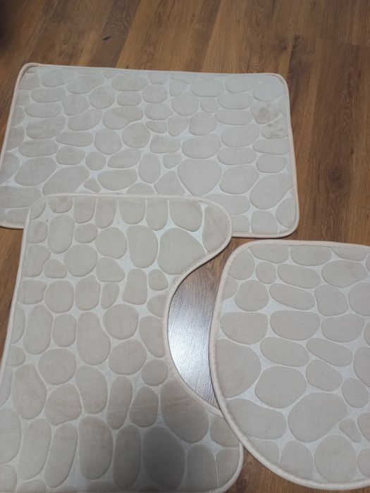 Dywanik łazienkowy komp.3szt.NOWY