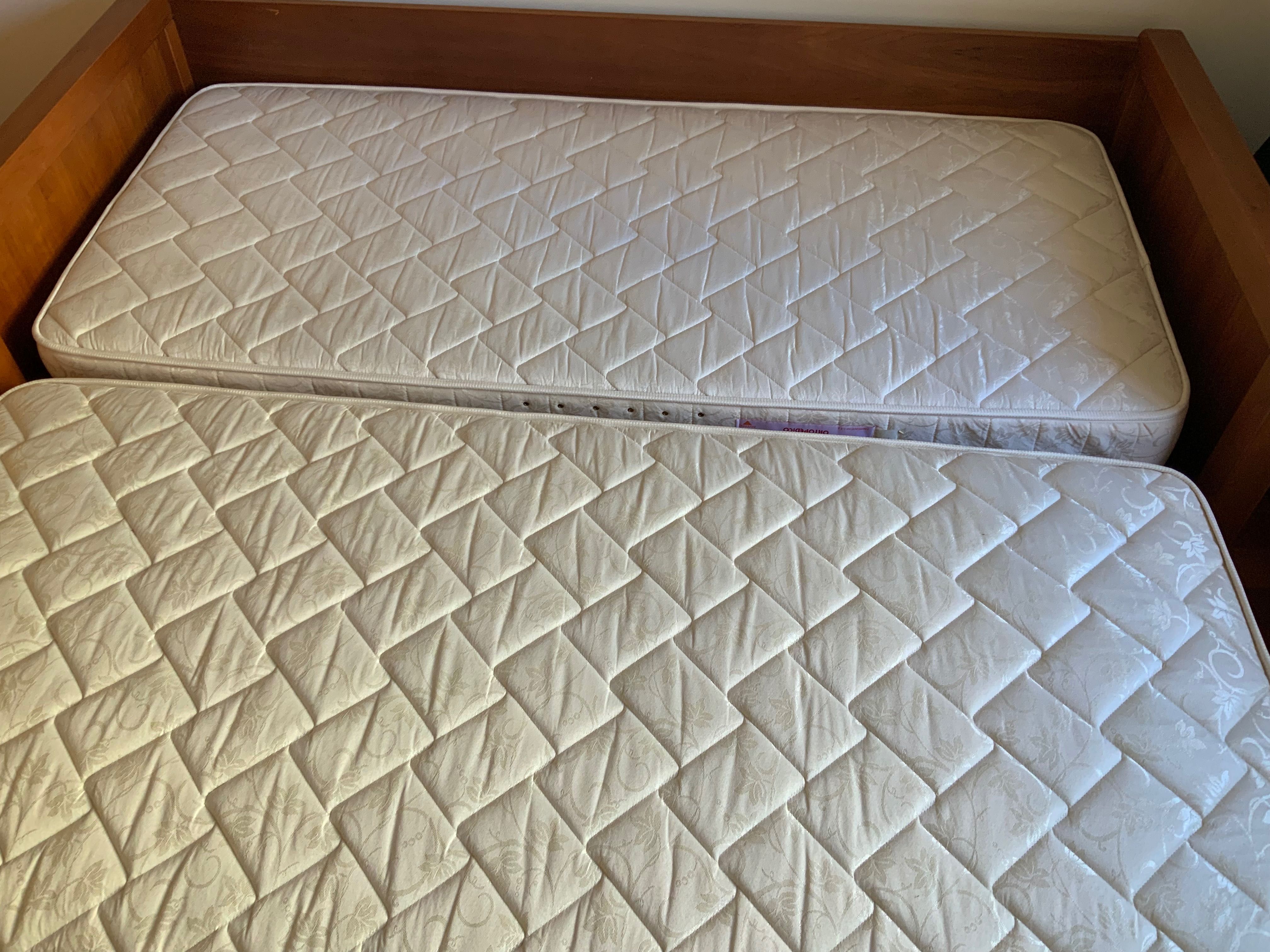 Cama solteiro/ casal