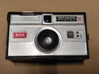 Câmara fotográfica Kodak Instamatic 50 antiga