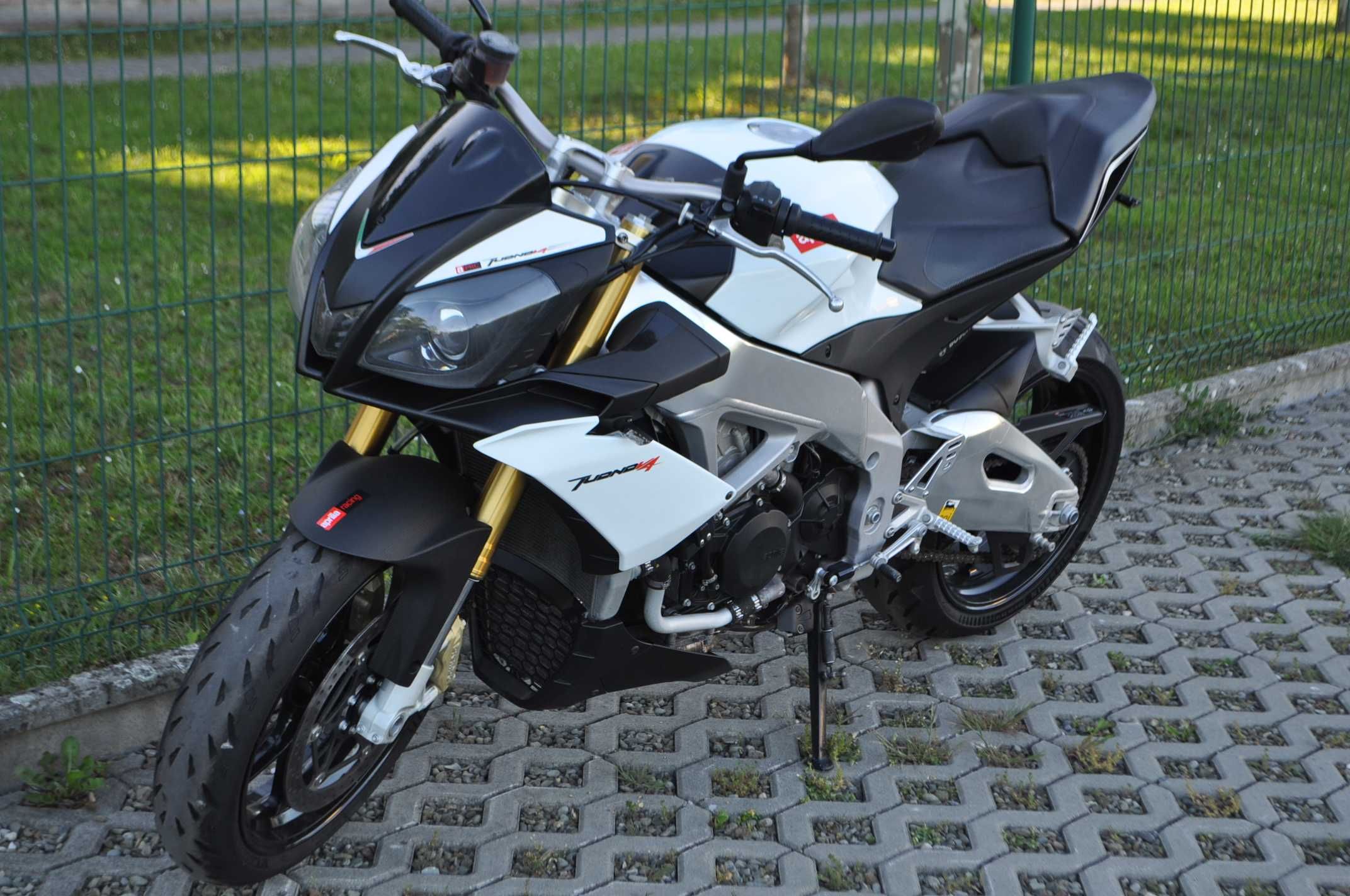 APRILIA TUONO 1000 APRC ABS 2014 streetfighter rsv 1100 cb